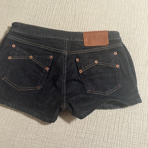 Denim shorts - Picture 4 of 6